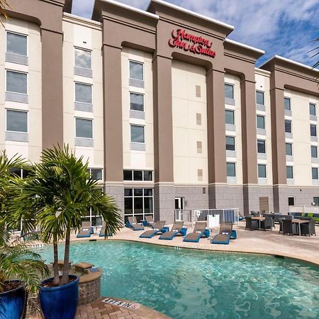 Hampton Inn & Suites Fort Myers-Colonial Boulevard מראה חיצוני תמונה