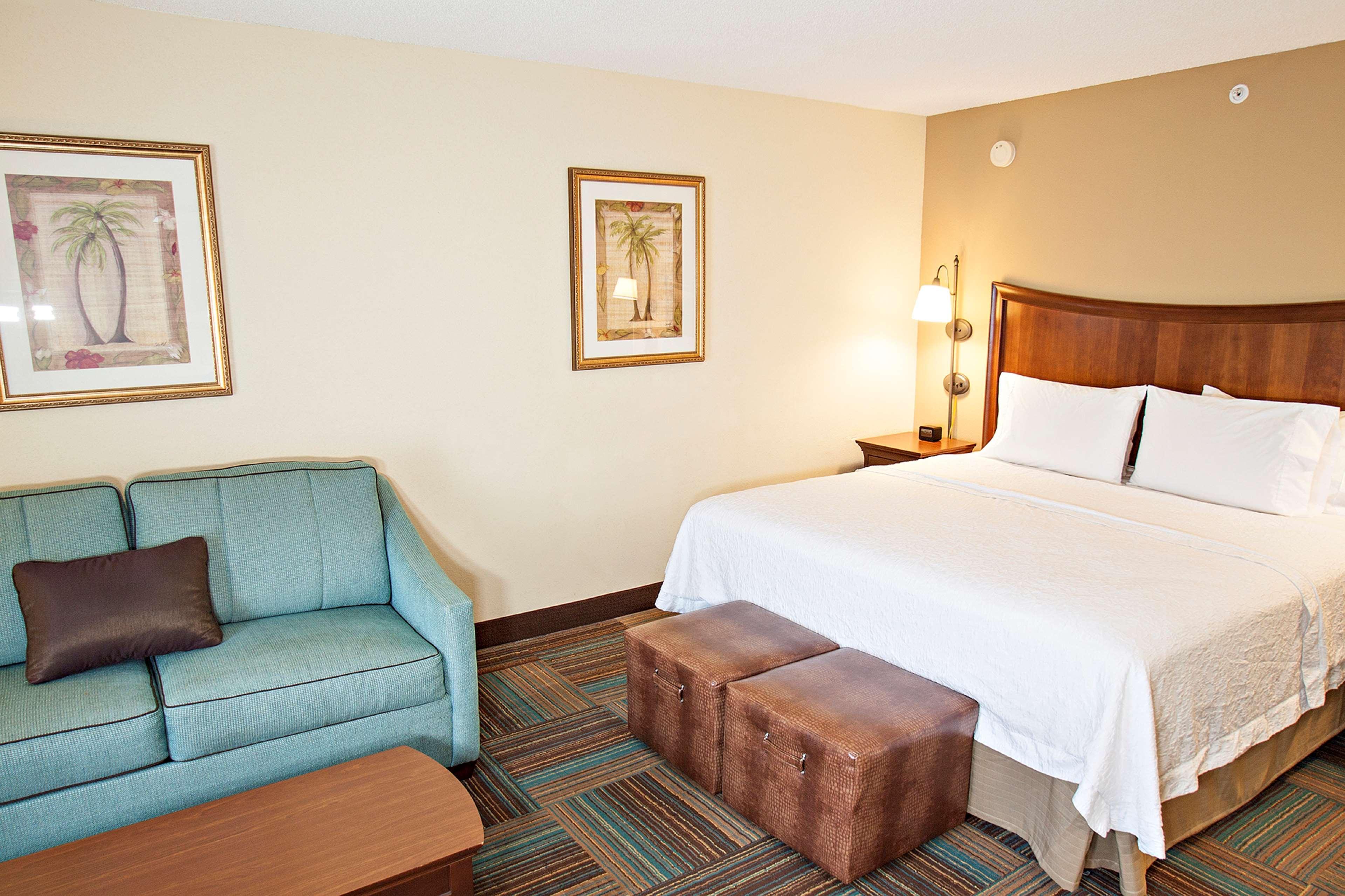 Hampton Inn & Suites Fort Myers-Colonial Boulevard מראה חיצוני תמונה