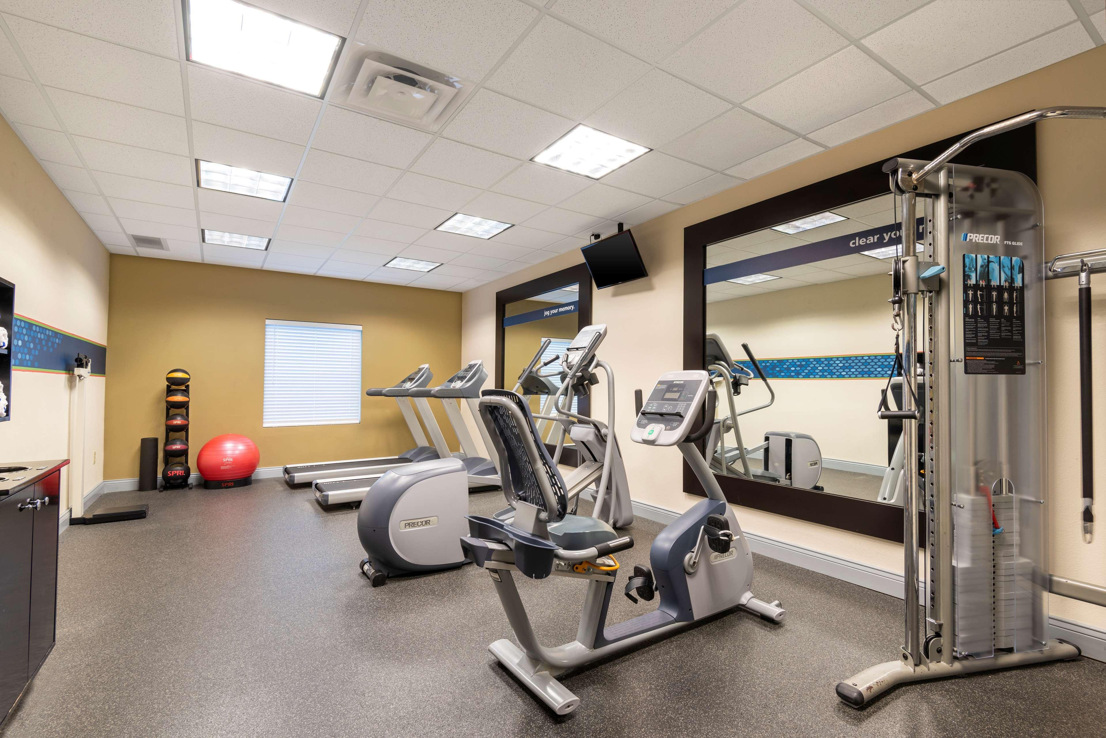 Hampton Inn & Suites Fort Myers-Colonial Boulevard מראה חיצוני תמונה