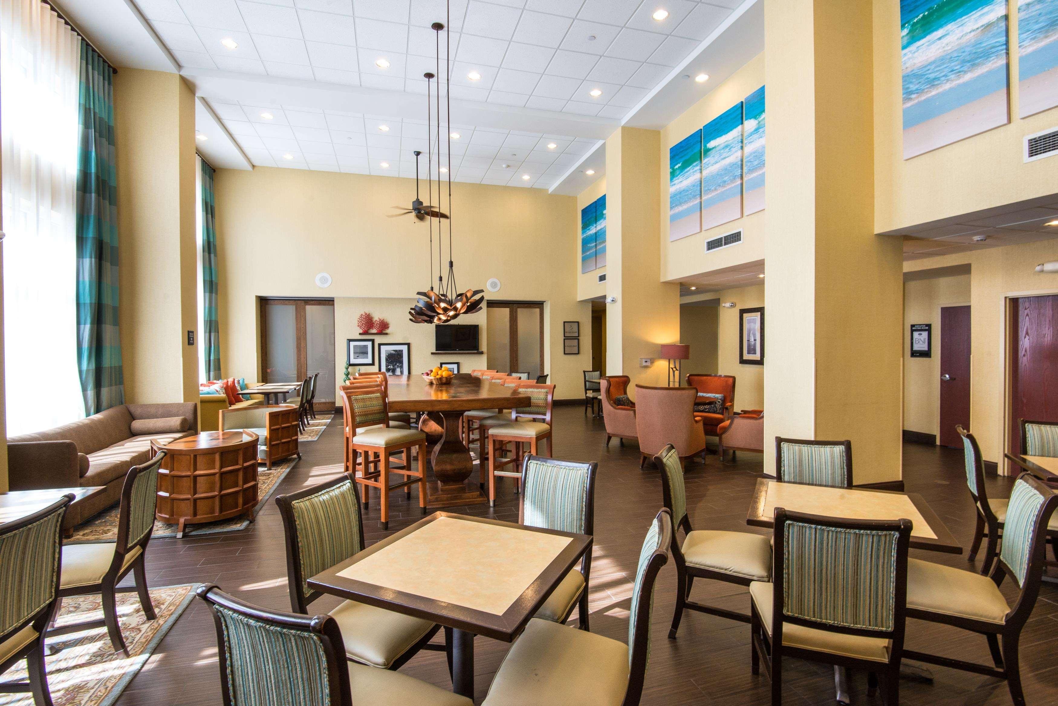Hampton Inn & Suites Fort Myers-Colonial Boulevard מראה חיצוני תמונה