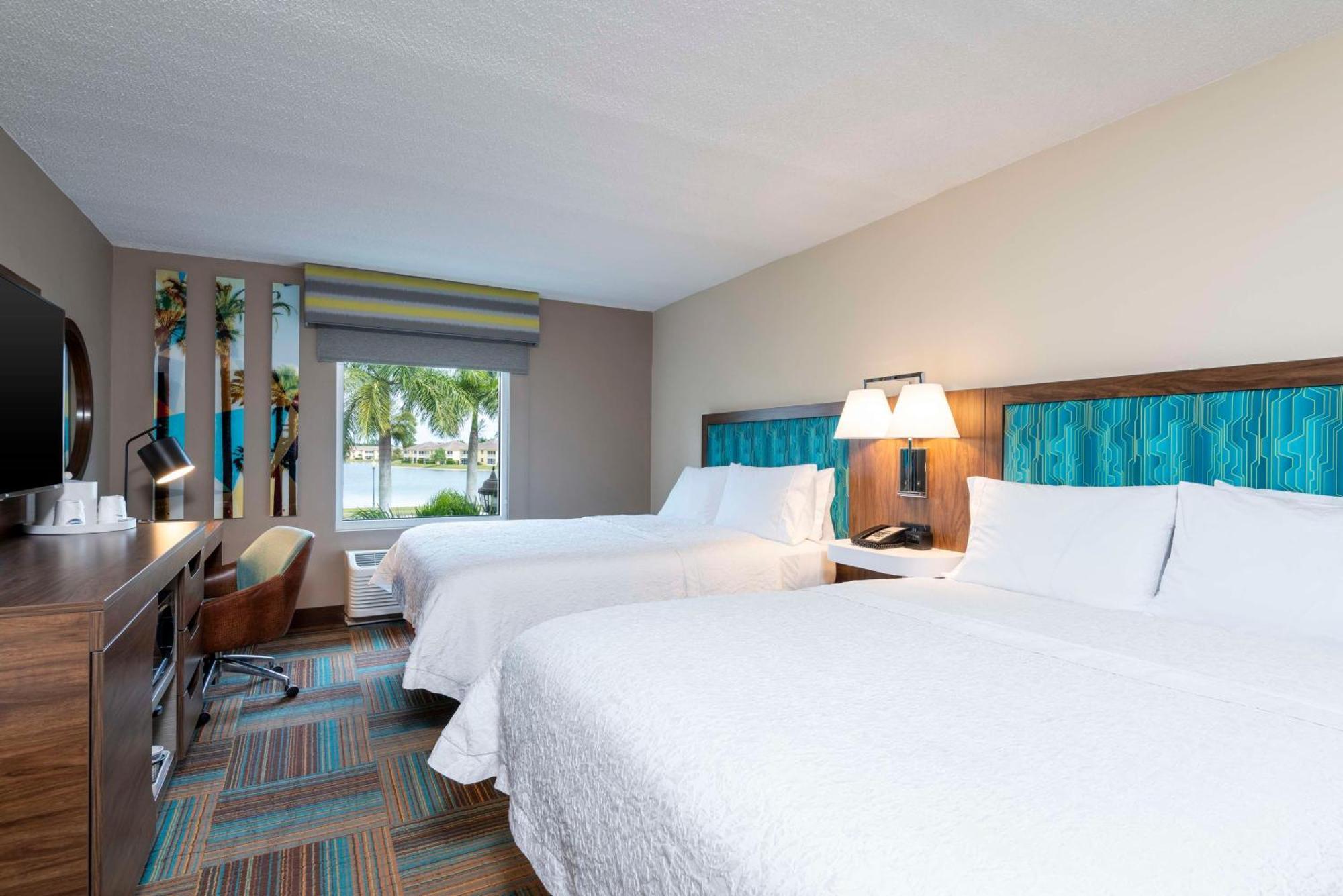 Hampton Inn & Suites Fort Myers-Colonial Boulevard מראה חיצוני תמונה
