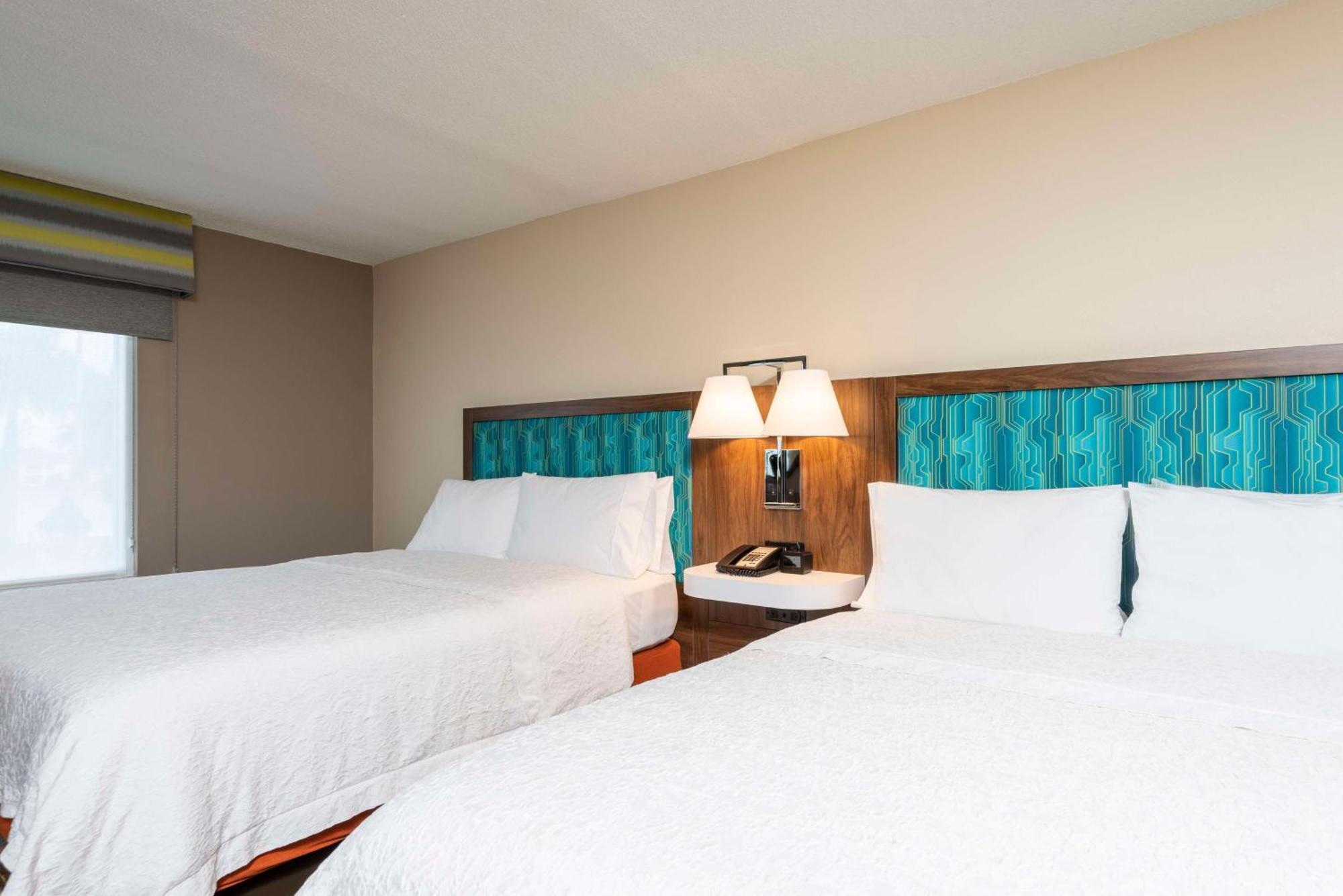 Hampton Inn & Suites Fort Myers-Colonial Boulevard מראה חיצוני תמונה