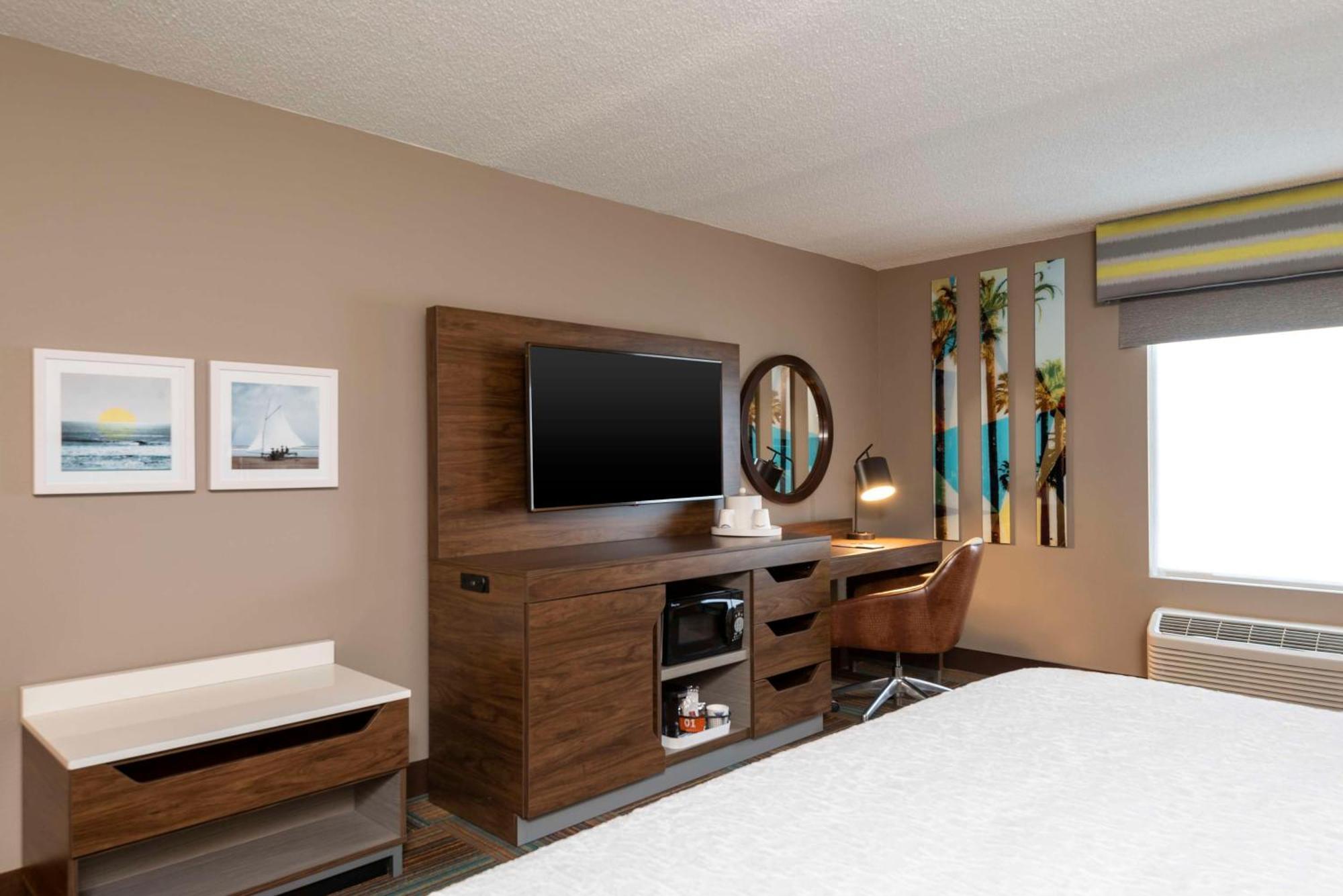 Hampton Inn & Suites Fort Myers-Colonial Boulevard מראה חיצוני תמונה