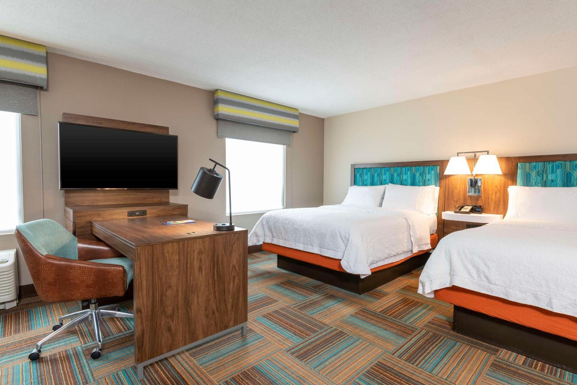 Hampton Inn & Suites Fort Myers-Colonial Boulevard מראה חיצוני תמונה